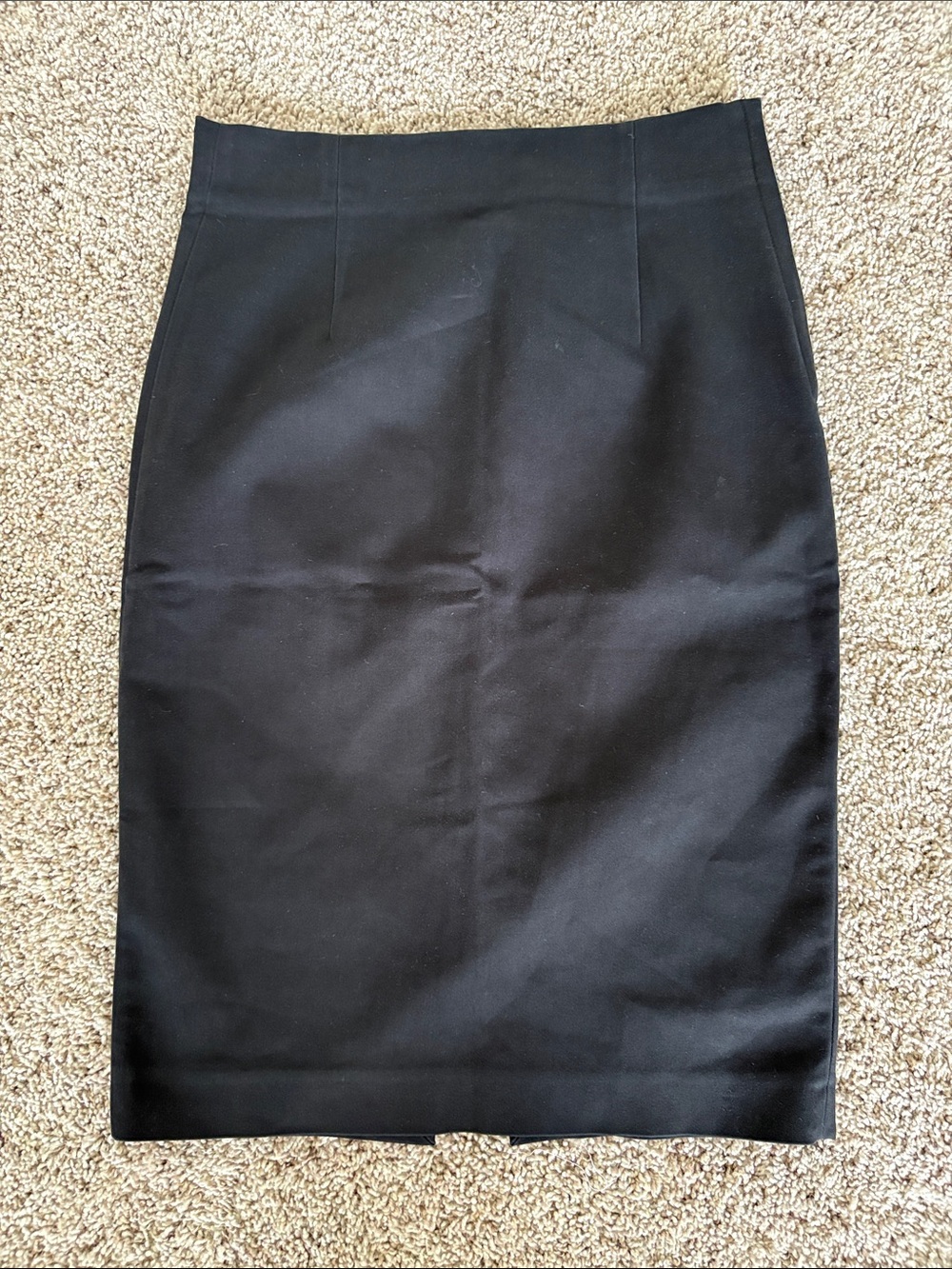 $10💕 Zara Black Pencil Skirt - Sleek Tailored Silhouette